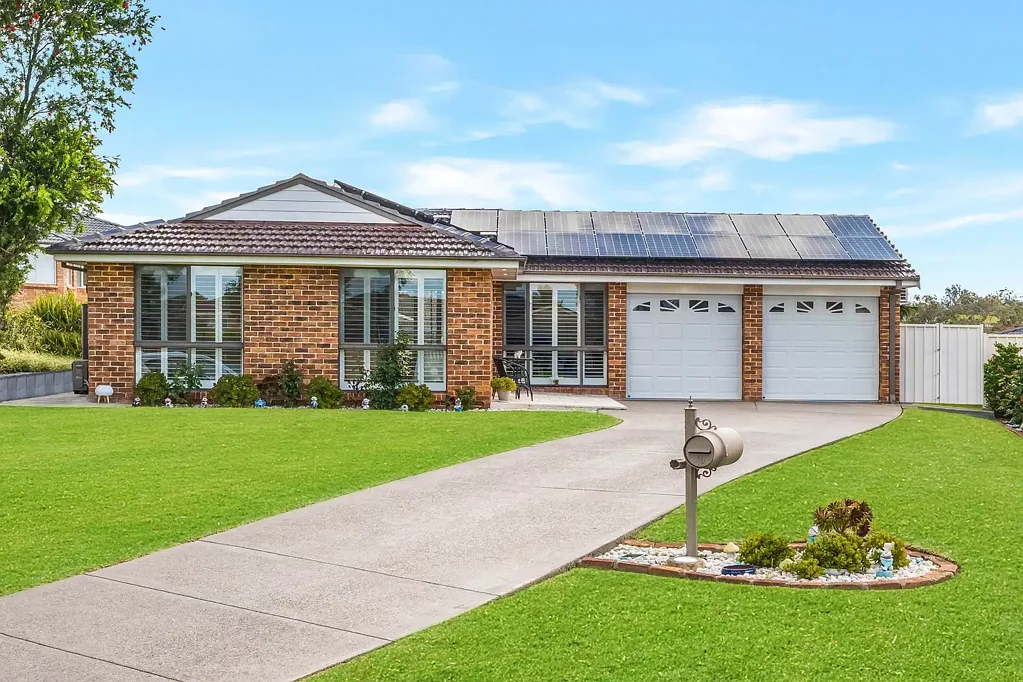 20 Alligator Place, Kearns, NSW 2558