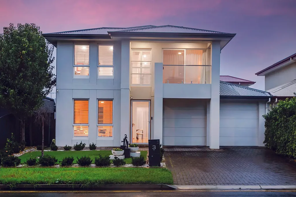 Woodville South 4कमरा Dual Level Indulgence With Ease, Convenience, And A Family Entertaining Focus