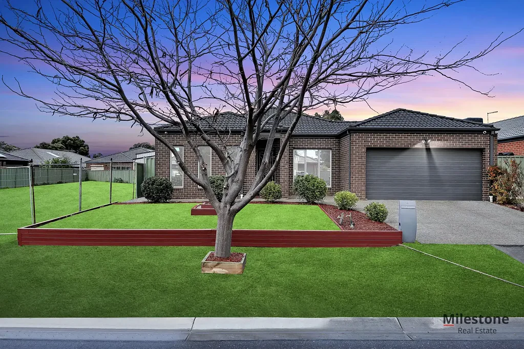 Wyndham Vale 5ห้องนอน Modern 5 Bedrooms Family Home on 521sqm, Walking to Amenities!