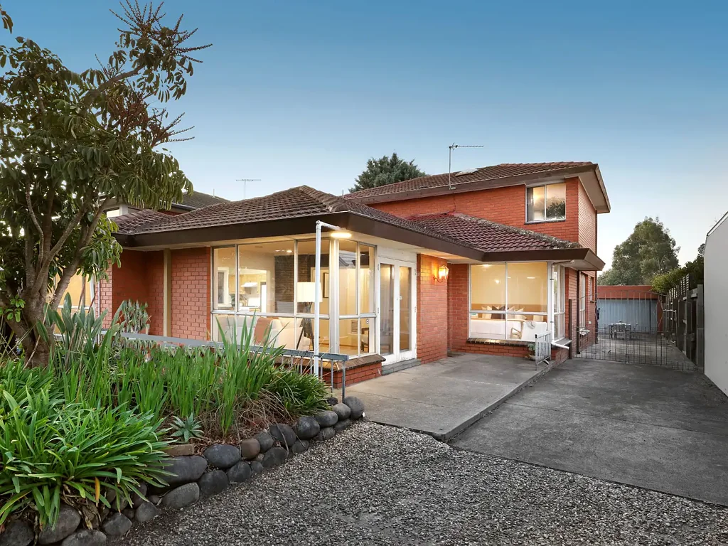 Hampton East 3房 兼具家庭灵活性与公园魅力的住宅 Family Flexibility with Parkside Appeal