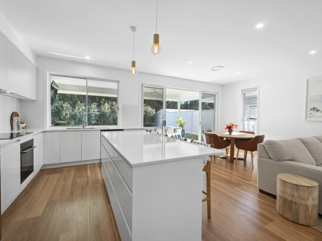 28 Little Cove Road, Emerald Beach, NSW 2456