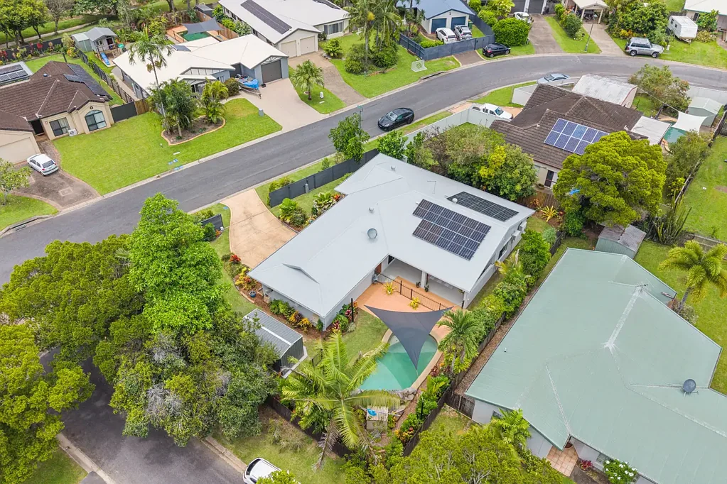 1 Windamere Close, Brinsmead, QLD 4870