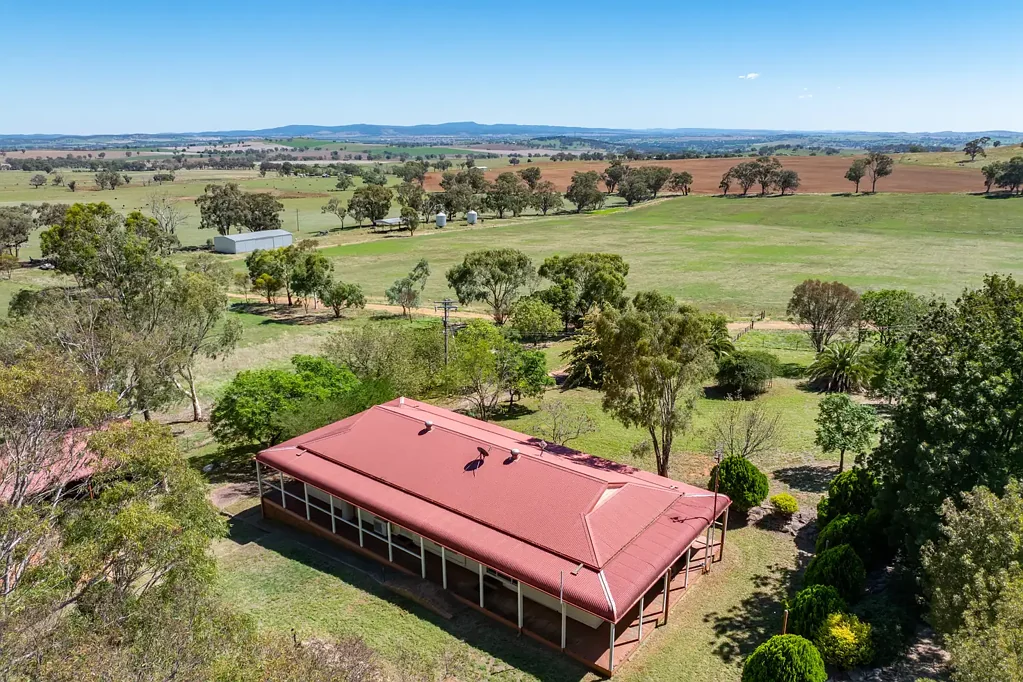 Canowindra  Exceptional opportunity to secure a well-established mixed farming enterprise!