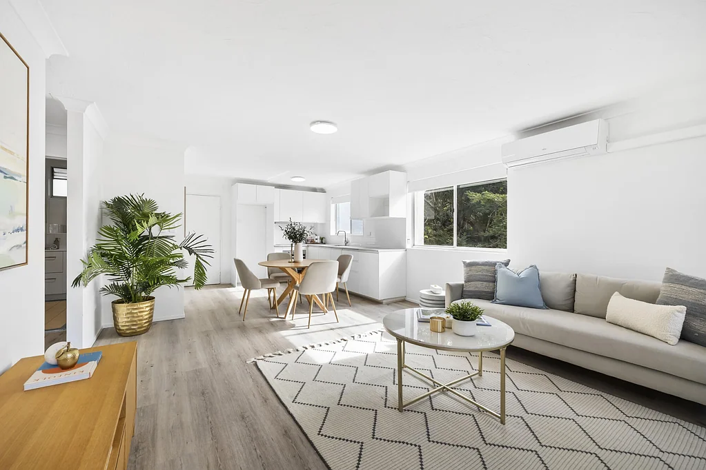 Newmarket 2Zimmer Renovated Unit in Boutique Complex of Six