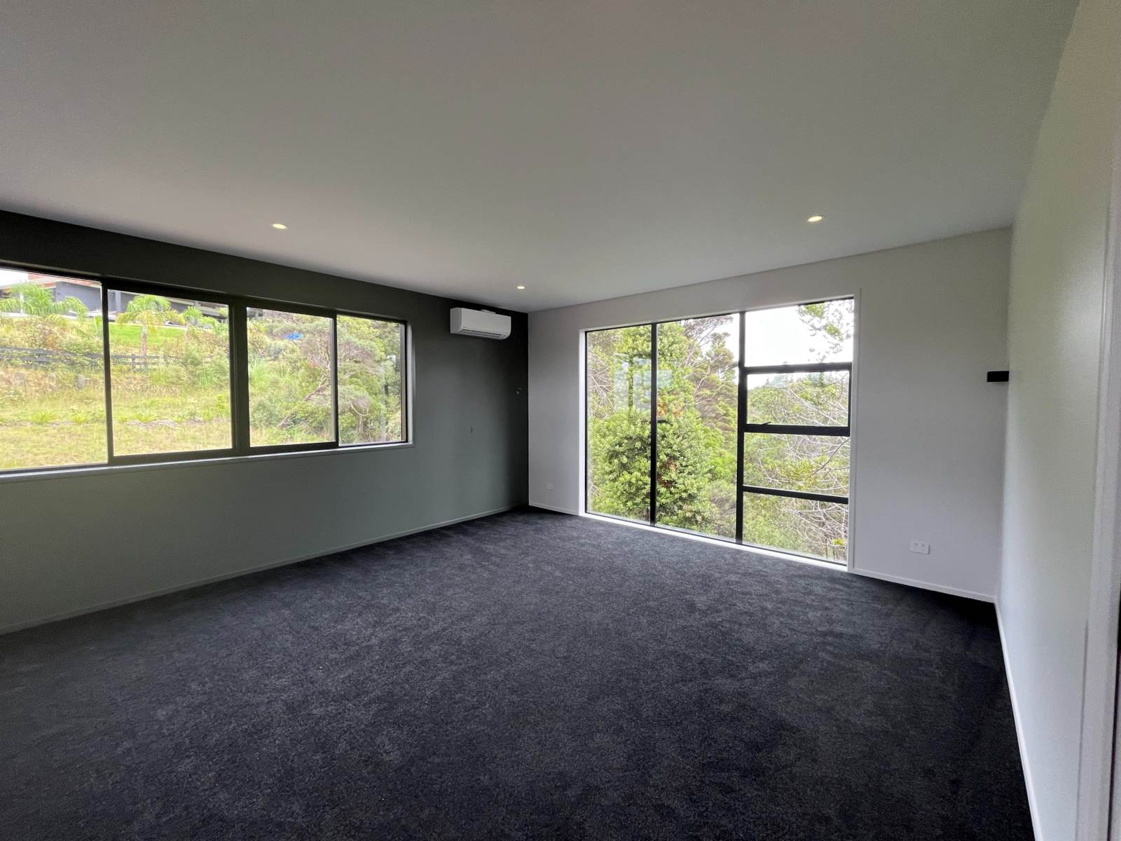 250 Hillcrest Road, Wainui, Auckland - Rodney, 2 ห้องนอน, 1 ห้องน้ำ, House