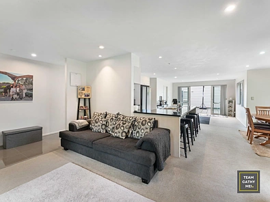 Takanini 5બેડરૂમ Reserve SET! 560m2 Must Sell in Auction!