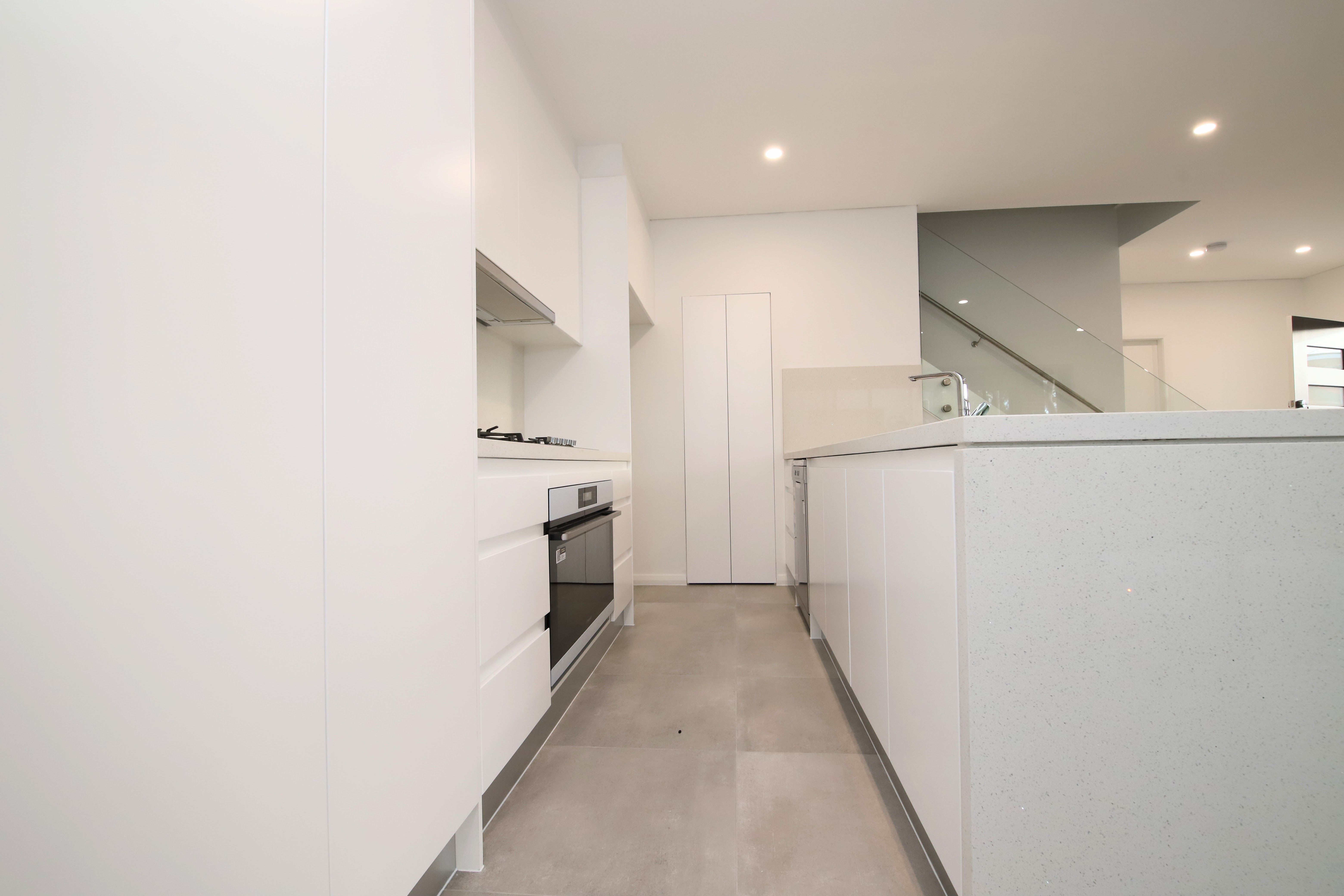 24 BROE AV, EAST HILLS NSW 2213, 0 chambres, 0 salles de bain, House