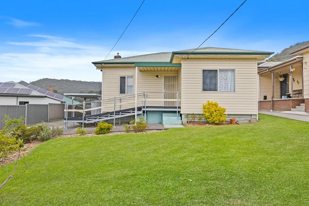 2 Vickers Street, Lithgow, NSW 2790