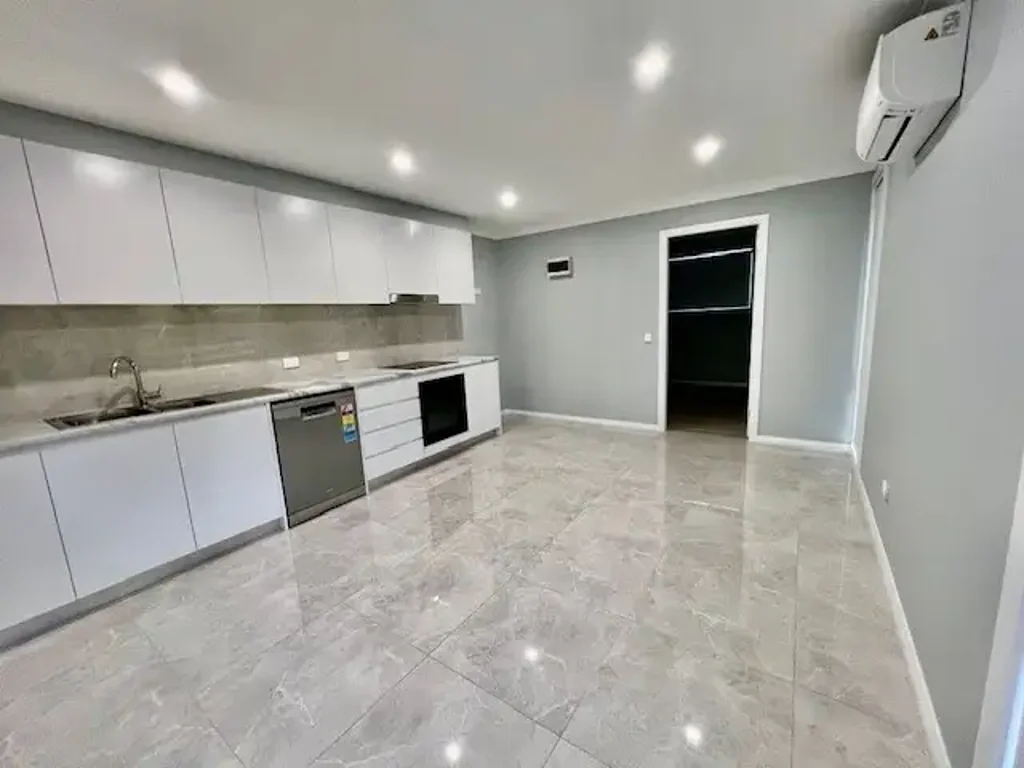 BRAND NEW 2 BR GRANNY FLAT