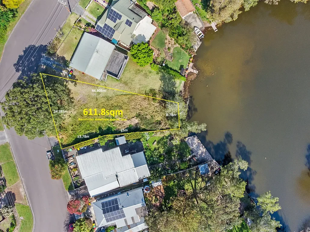 10 McKellar Boulevard, Blue Haven, NSW 2262