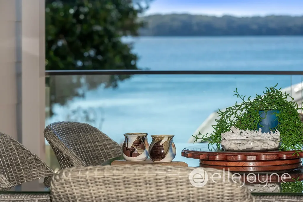 Balcolyn 3ਬੈੱਡਰੂਮ LOW MAINTENANCE LIVING WITH PICTURESQUE VIEWS OF LAKE MACQUARIE