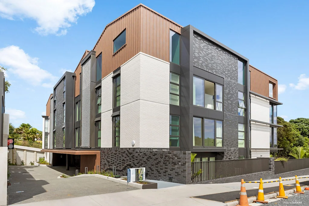 Meadowbank 1房  Freehold & Luxurious Waterfront Apartment