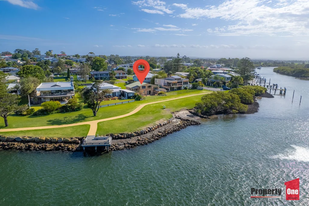 Greenwell Point 3 Bedroom Waterfront Reserve Gem in Greenwell Point ? A Coastal Paradise