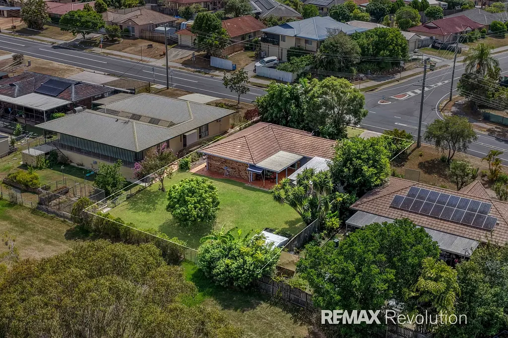 8 Edinburgh Drive, Bethania, QLD 4205