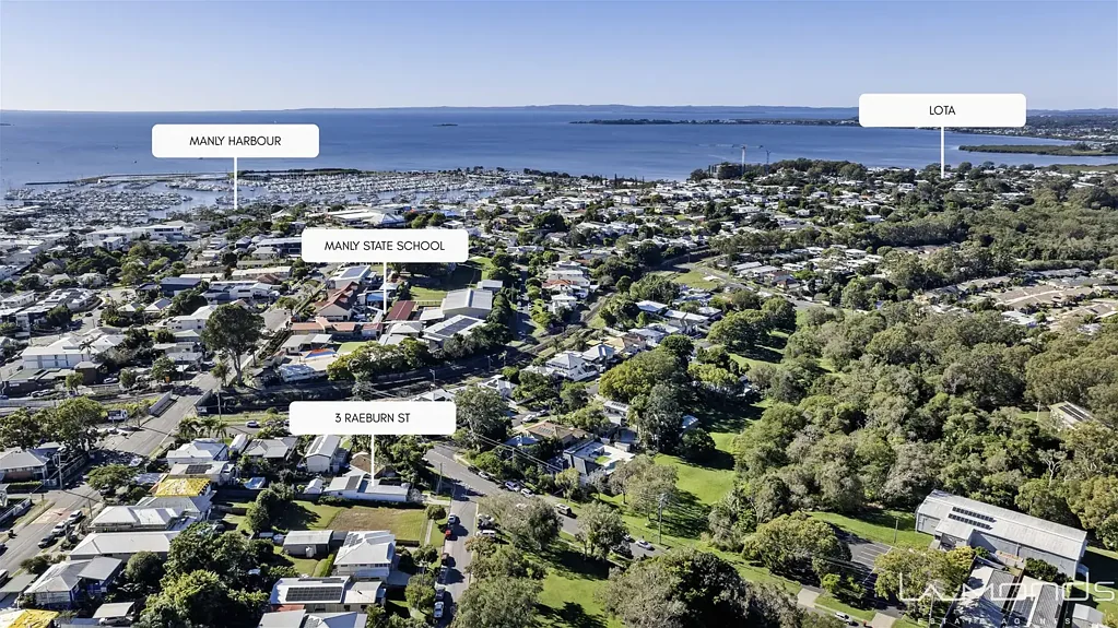 Manly 3房 Manly海湾奢居 三卧宽敞带空调 室内泳池私享 学区便利低维护 Bayside Living with Pool & Potential in Sought-After Manly