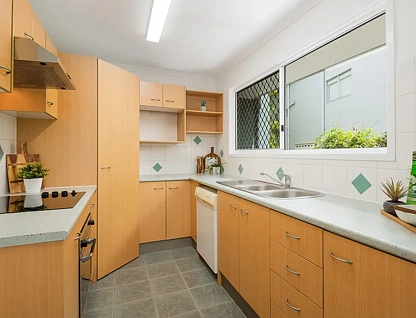 2/7-11 Bowen Street, Windsor, QLD 4030, 2 Kuwarto, 2 Banyo, Townhouse