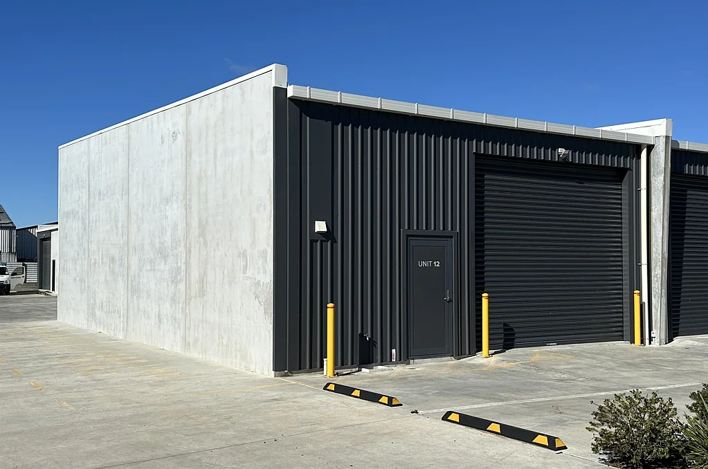 Onekawa Modern Industrial unit for lease