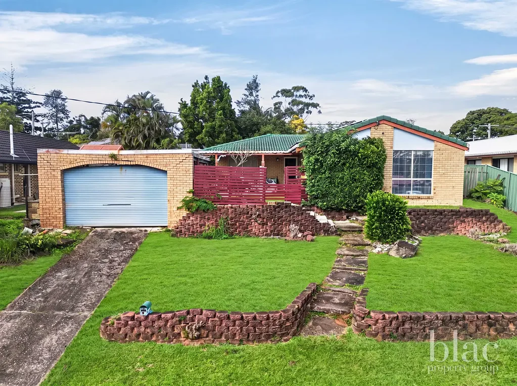 Petrie 4部屋 Elevated North Facing Home with Room to Add Value