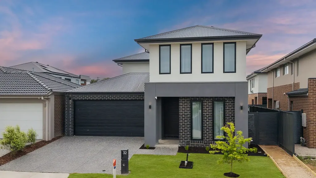 Berwick 4બેડરૂમ The Brief: Modern Family Living in Prime Berwick Location – 32 Patria Street