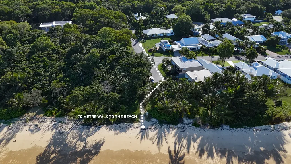 Mission Beach Footsteps to the Beach  ~ Walk to Village Green & Mission Beach