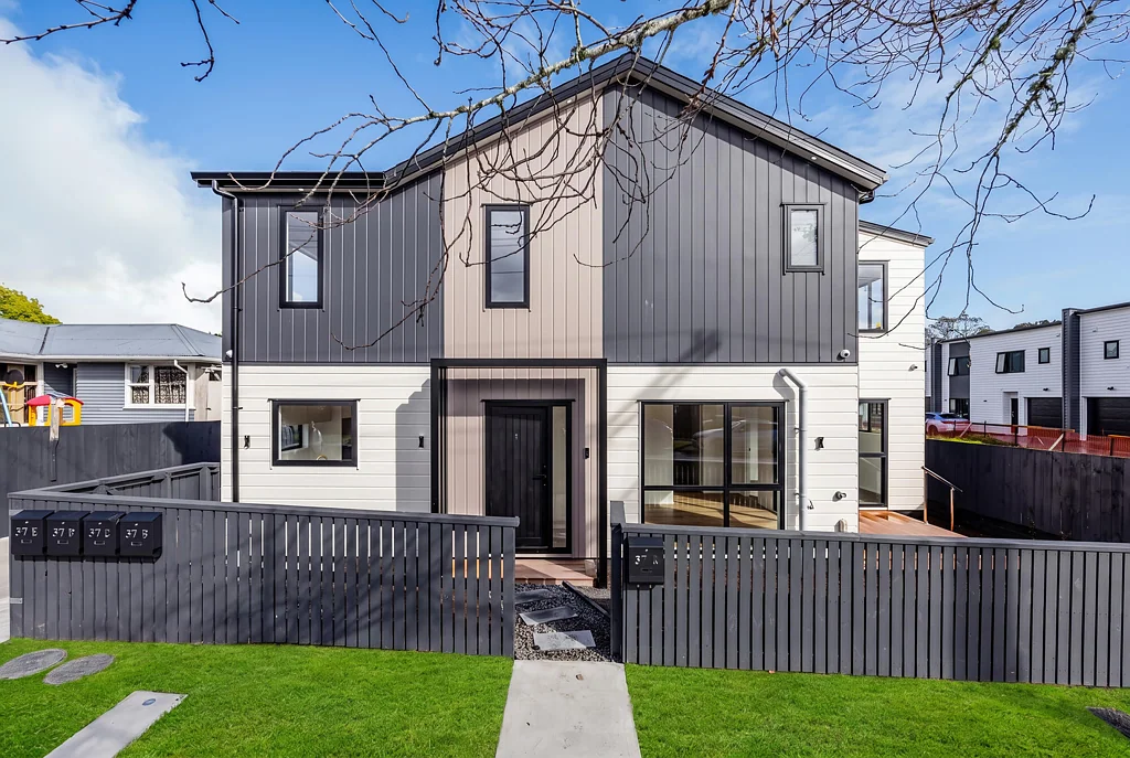 Manurewa 4房  Modern, Spacious & Designed for Family Living!