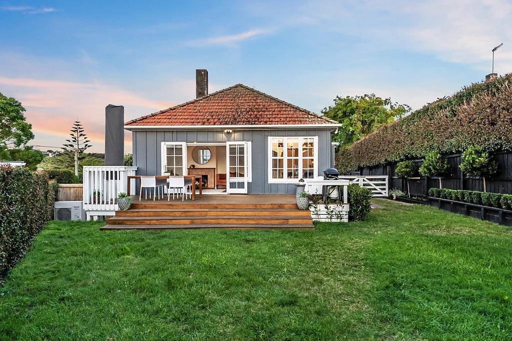 48 Tahapa Crescent, Meadowbank, Auckland City, Auckland