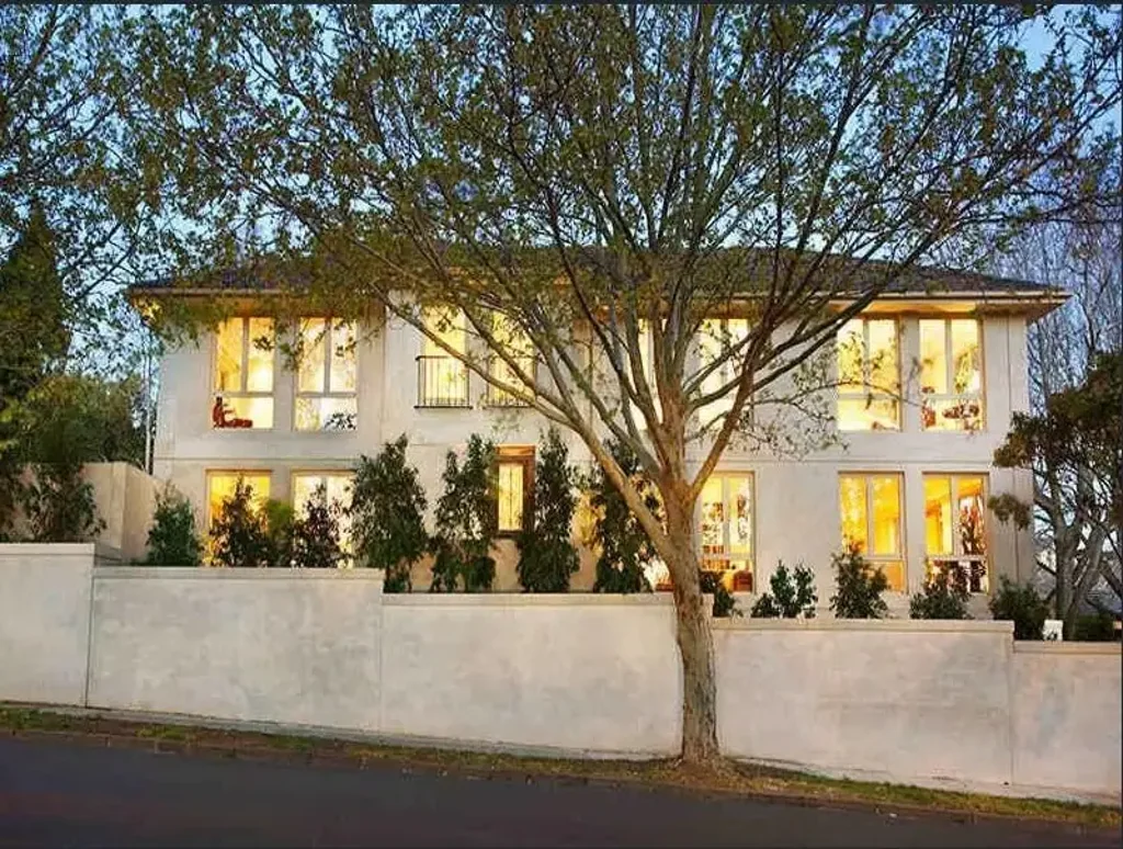 Grand Elegance in Toorak