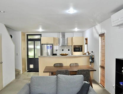 3/8 Soljak Place, Mount Albert, Auckland City, 2房, 1浴, Townhouse