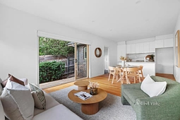 2/74 Sherbourne Road, Montmorency