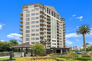 1005/135 Phoenix Gardens, Grafton Road, Grafton, Auckland City