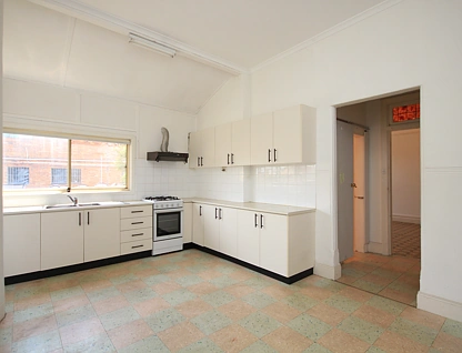 218 Livingstone Road, Marrickville, Inner West, 3 침실, 1 욕실, House