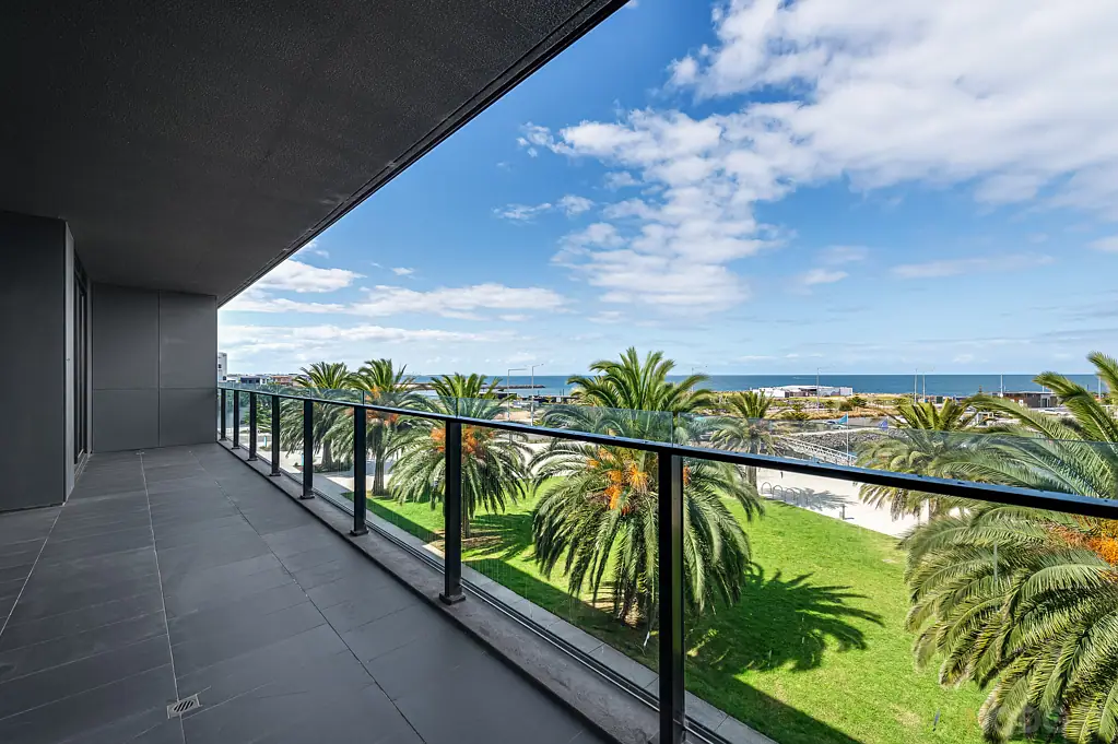 227/50 Catamaran Drive, Werribee South, VIC 3030