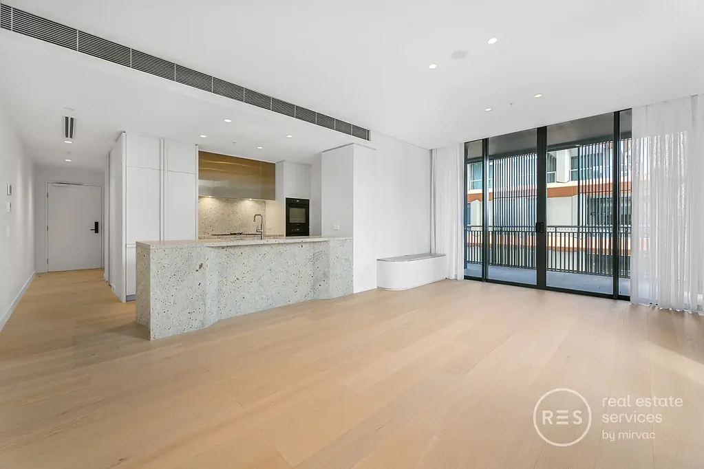 Luxurious & Spacious 3-Bedroom Apartment in NINE by Mirvac