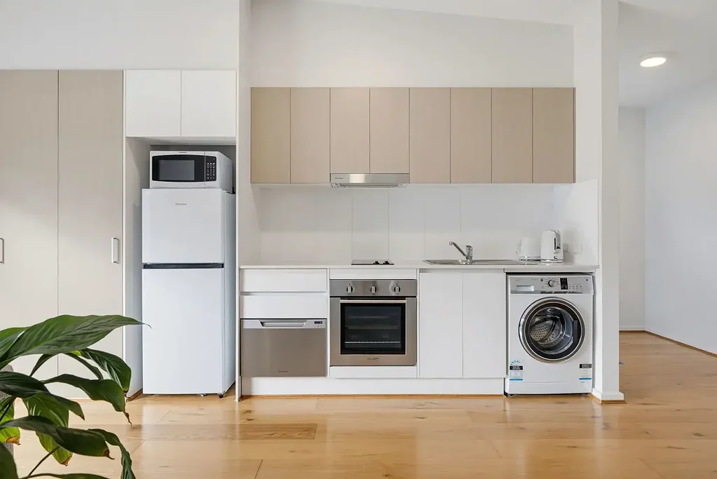 Port Macquarie 1房  More Space, More Light, More Opportunity - Spacious Top-Floor Apartment