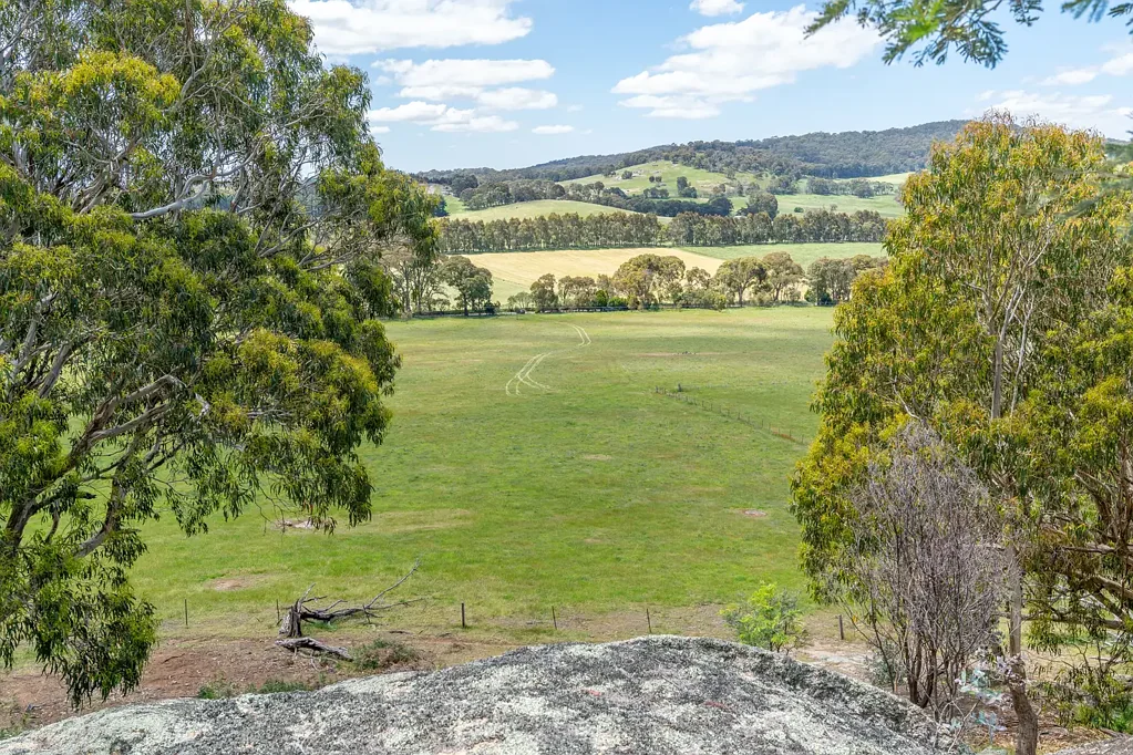 Kithbrook 179 Acres - Pastures, Water & Power Strathbogie via Euroa