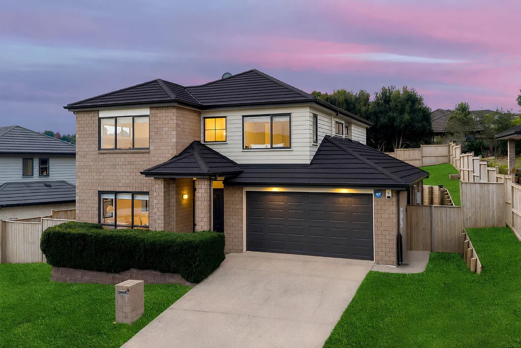 Flat Bush 5房  Premium Home, Walk to School
