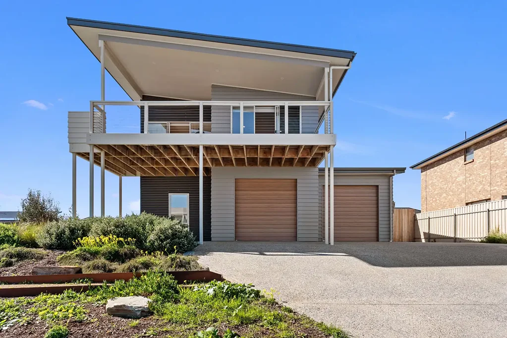 Sellicks Beach 4 Bedroom More Than a House - A Seaside Lifestyle