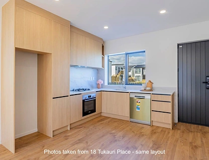 20 Tukauri Place, Papakura, Papakura, 4 rūma, 3 rūma horoi, House