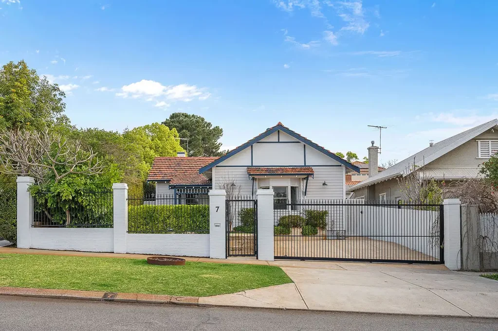 Mount Lawley 4બેડરૂમ Character, Space & Place