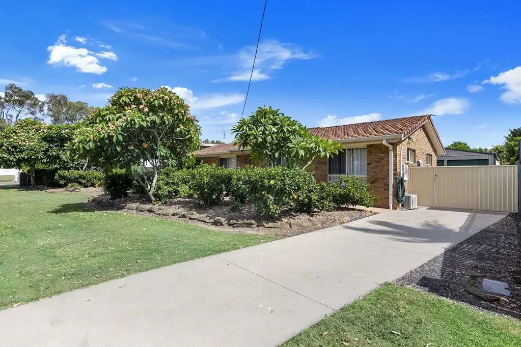 Point Vernon 4Phòng ngủ RELAXED POINT VERNON LIVING STARTS HERE