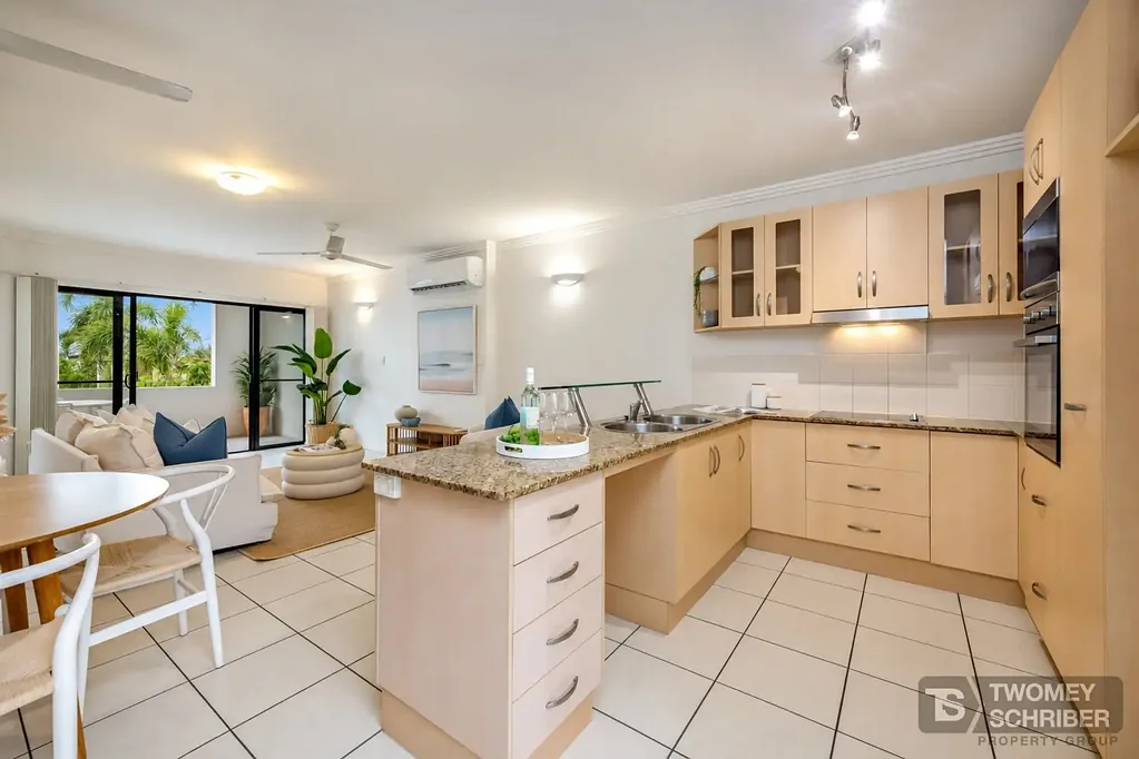 Cairns City 3Kwarto LARGE IN SIZE, IMMENSE IN OPPORTUNITY, GRAND IN LOCATION