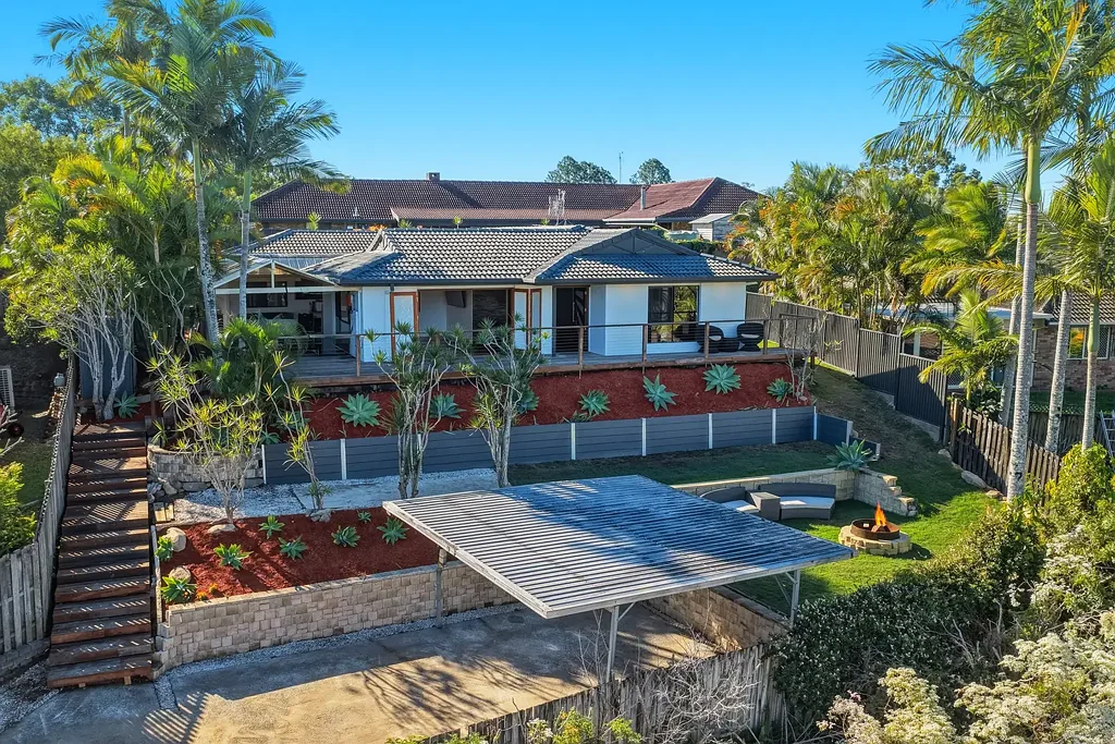 Mudgeeraba 7 Slaapkamer Elevated Living with Sweeping Valley Views & Ultimate Privacy