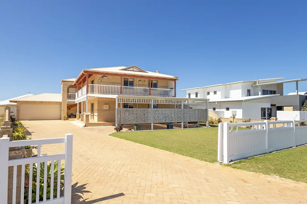 Jurien Bay 5બેડરૂમ Bring the Boat, Caravan & All the Toys - There's Room for Everything!