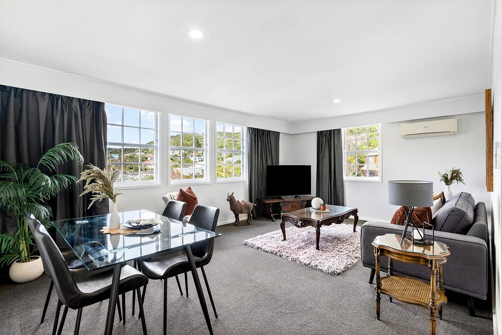Karori 6房  Live In One, Rent The Other! Prime Karori