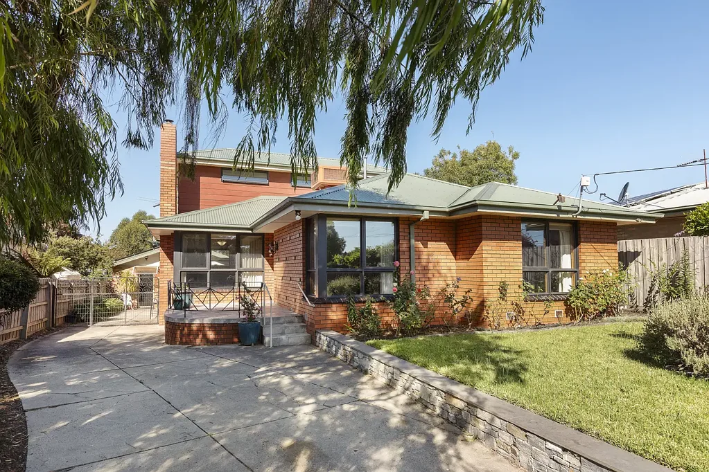 Serene & Spacious Living on Second Street