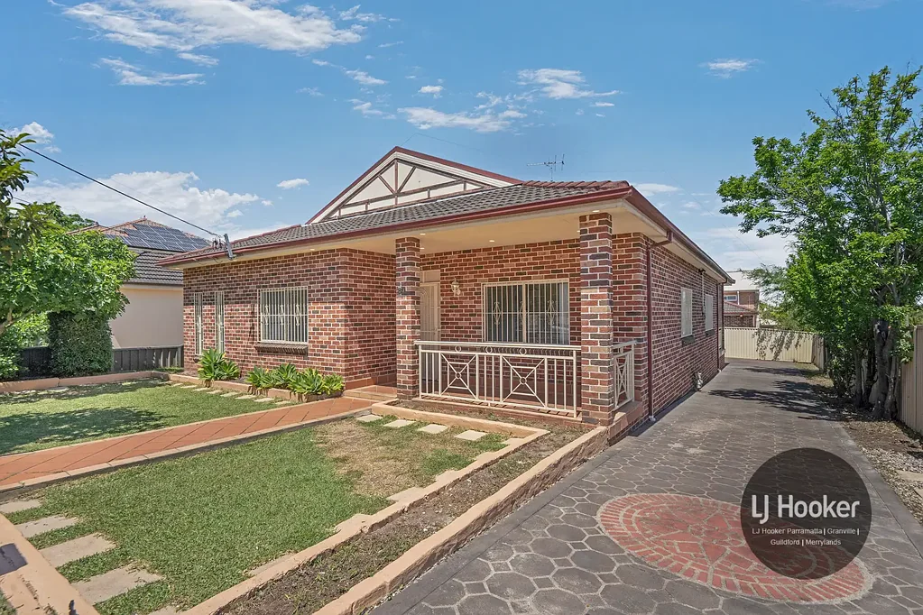 Guildford 6ਬੈੱਡਰੂਮ North Facing Home with Approved 2-Bedroom Granny Flat. Potential Duplex Site