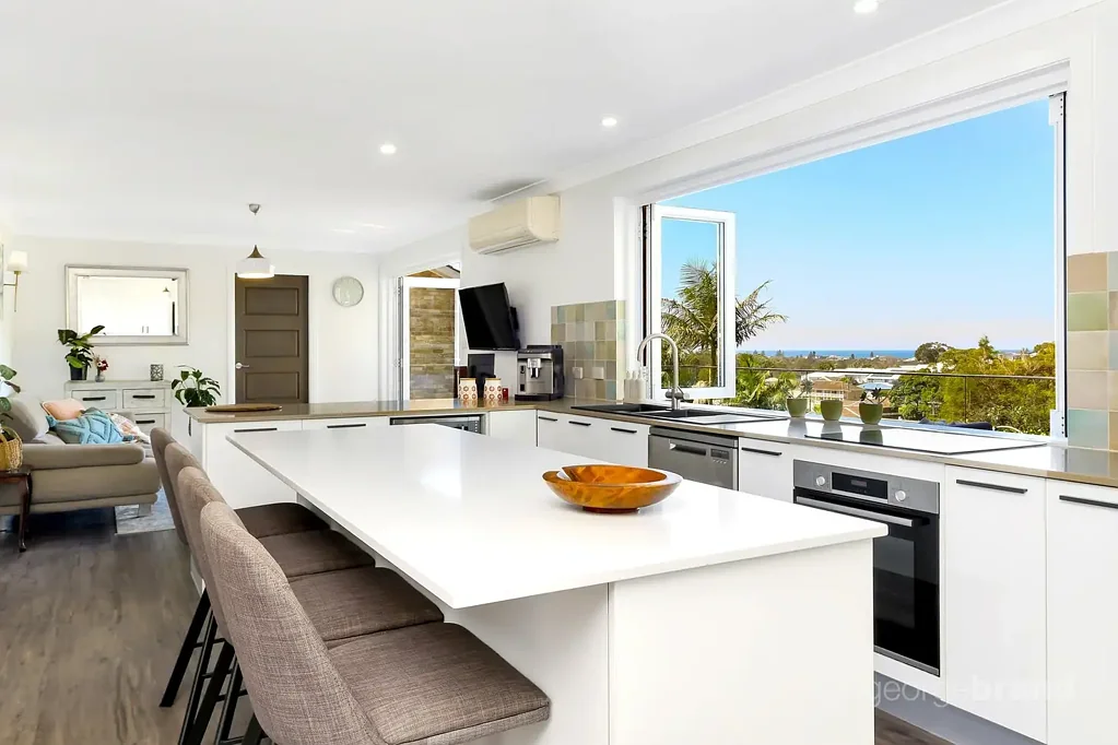 Terrigal 4બેડરૂમ Amazing Family Home with Ocean Views and Sea Breezes