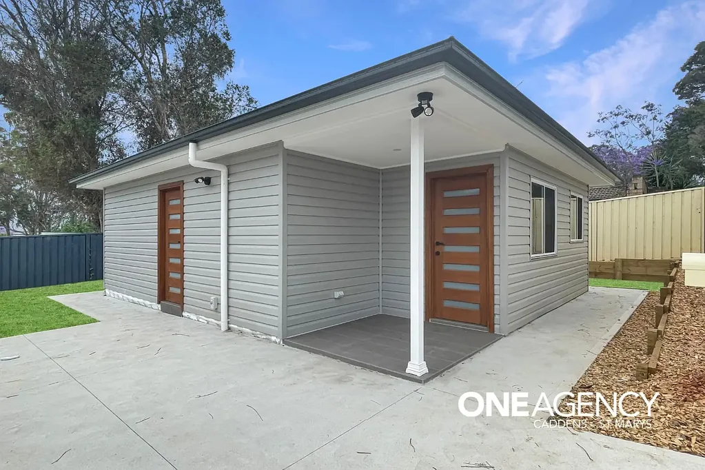 TIDY 2-BEDROOM GRANNY FLAT IN A CONVENIENT LOCATION!!!