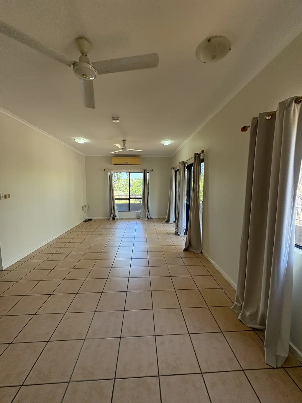 SPACIOUS AND CONVENIENT LIVING