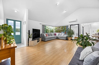 56c Commisariat Road, Mount Wellington, Auckland City